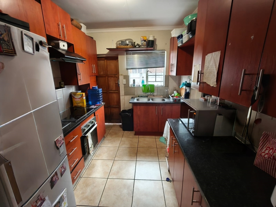 3 Bedroom Property for Sale in Waterval East North West